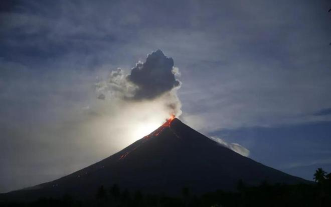 富士山火山動(dòng)態(tài)更新，追尋內(nèi)心平靜的旅行之旅