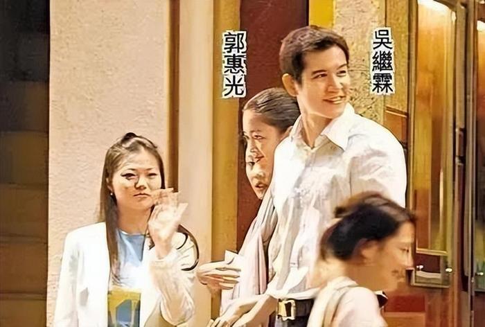 豪門寵愛，甜蜜婚姻的成長勵(lì)志之旅