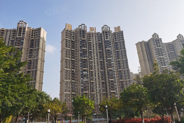 南沙保利城房價動態(tài)，時代印記下的走勢與最新報價