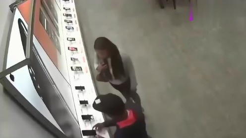 高科技產(chǎn)品的革新之旅，體驗(yàn)未來(lái)科技生活的狠偷偷最新之旅