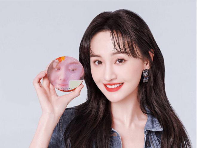 鄭爽2025最新動(dòng)態(tài)，蛻變之路，自信照亮未來成就展望