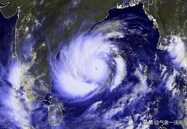 最新預(yù)報(bào)，關(guān)注臺(tái)風(fēng)動(dòng)態(tài)，警惕臺(tái)風(fēng)影響